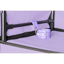 Kink Club Cabina Bukkake Morado